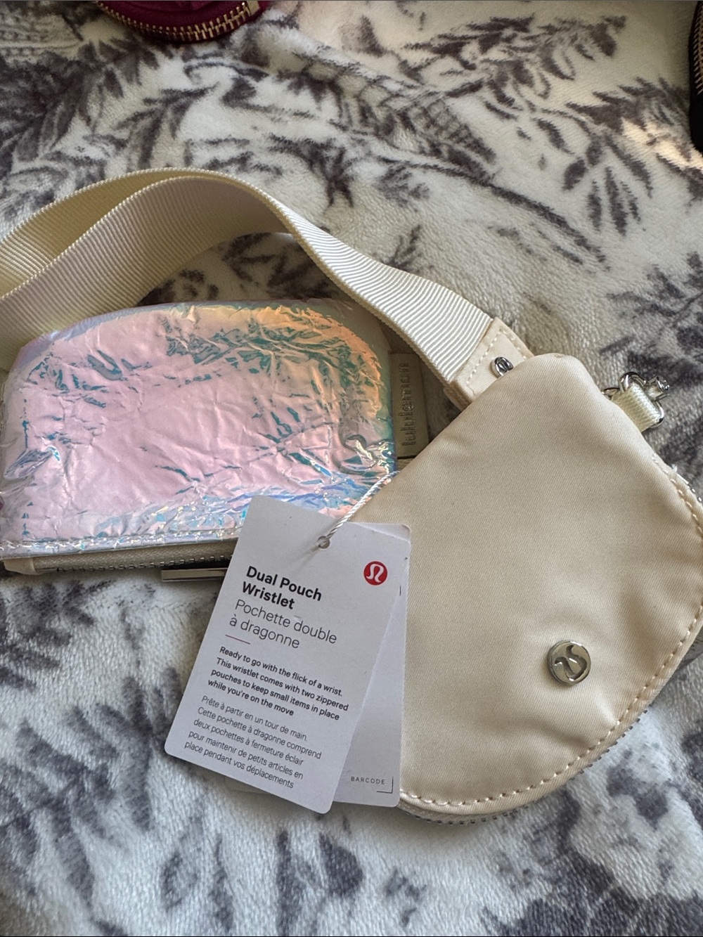 2,piece set lululemon athletica Dual Pouch Wristlet and waist bag
